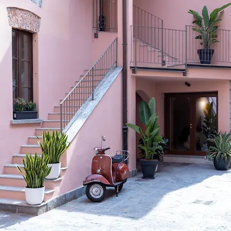 Palazzo Mazzini 4* Комо