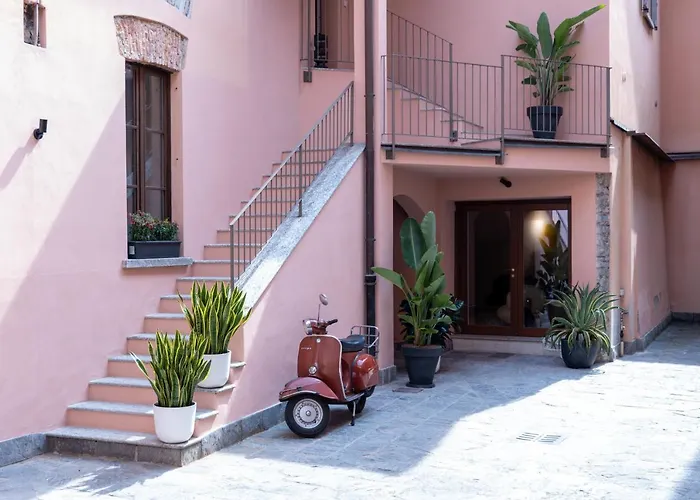 Palazzo Mazzini 4* Комо