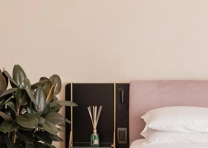 Palazzo Mazzini 4* Комо